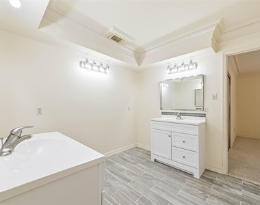 1410 Osborne Drive - Photo Thumbnail 23