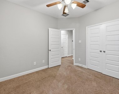 24230 Prairie Glen Lane - Photo Thumbnail 20