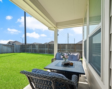 31243 Conover Drive - Photo Thumbnail 28