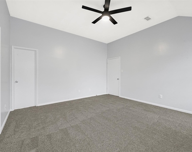 15019 Dunster Lane - Photo Thumbnail 17