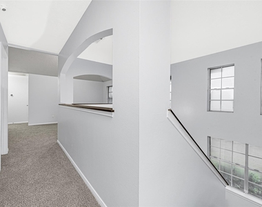 15019 Dunster Lane - Photo Thumbnail 12