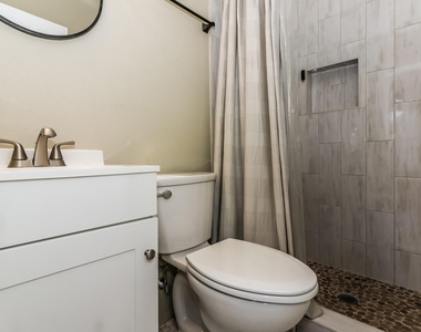 4715 Avenue P 1/2 - Photo Thumbnail 8