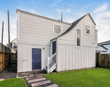 4715 Avenue P 1/2 - Photo Thumbnail 9