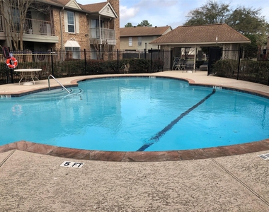 10615 Briar Forest Drive - Photo Thumbnail 17