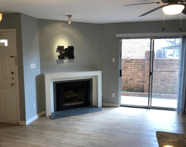 10615 Briar Forest Drive - Photo Thumbnail 2