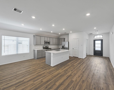 3718 Shadow Crest Lane - Photo Thumbnail 21
