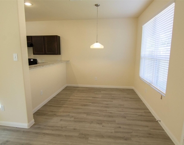 3934 Richey Silver Road - Photo Thumbnail 3