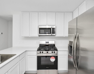 22760 Hackberry Leaf Drive - Photo Thumbnail 9