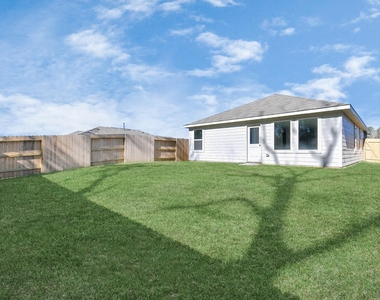 22760 Hackberry Leaf Drive - Photo Thumbnail 17