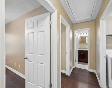 9 E Willowwood Court - Photo Thumbnail 7