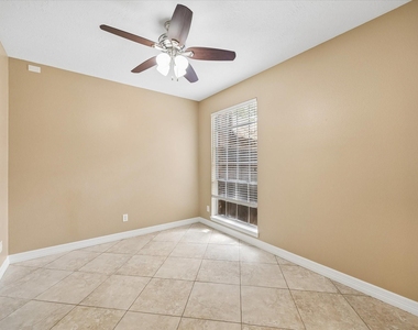 9 E Willowwood Court - Photo Thumbnail 5
