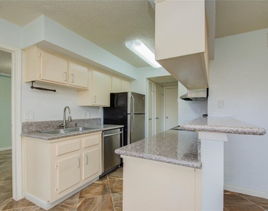 2750 Holly Hall Street - Photo Thumbnail 17