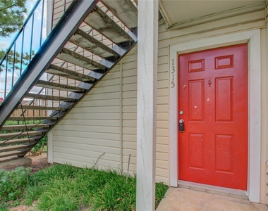 2750 Holly Hall Street - Photo Thumbnail 6