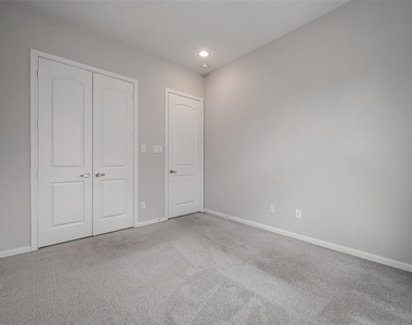5610 Patrick Street - Photo Thumbnail 18