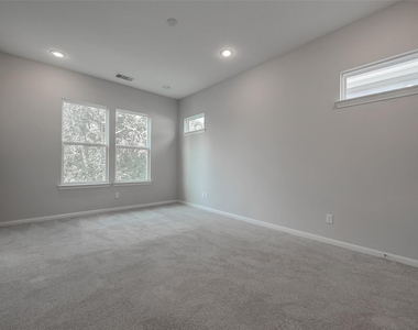 5610 Patrick Street - Photo Thumbnail 19