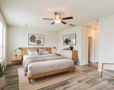 373 N Centro Circle - Photo Thumbnail 11