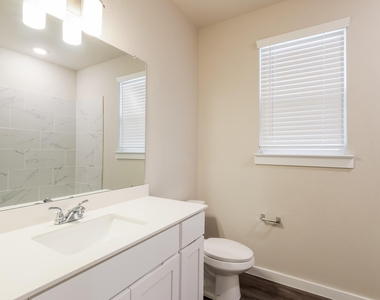 373 N Centro Circle - Photo Thumbnail 16