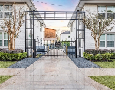 601 Bomar Street - Photo Thumbnail 2