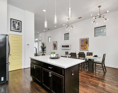 1705 Dunlavy Street - Photo Thumbnail 22