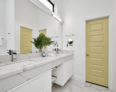 1705 Dunlavy Street - Photo Thumbnail 35