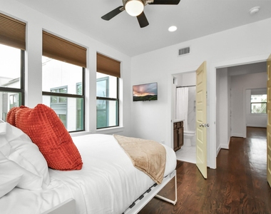1705 Dunlavy Street - Photo Thumbnail 43