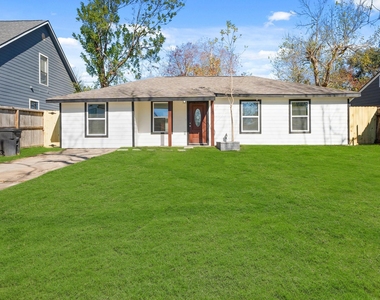 5123 Ridgeway Drive - Photo Thumbnail 1