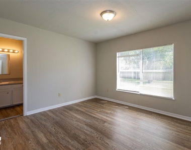 3140 Boyd Avenue - Photo Thumbnail 13
