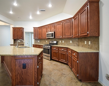 1511 Eden Meadows Drive - Photo Thumbnail 18