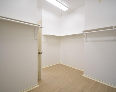 1511 Eden Meadows Drive - Photo Thumbnail 23
