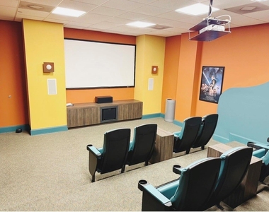 300 St Joseph Parkway - Photo Thumbnail 24