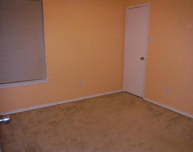 3142 Aspen Fair Trail - Photo Thumbnail 17