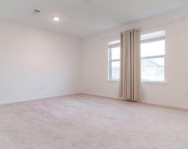 8214 Star Terrace Drive - Photo Thumbnail 28