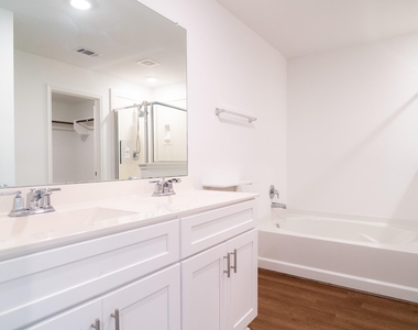 8214 Star Terrace Drive - Photo Thumbnail 31