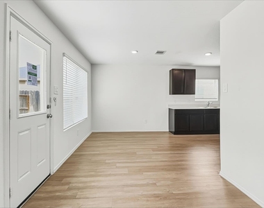 24118 Sundown View Lane - Photo Thumbnail 2