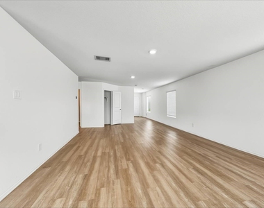 24118 Sundown View Lane - Photo Thumbnail 11