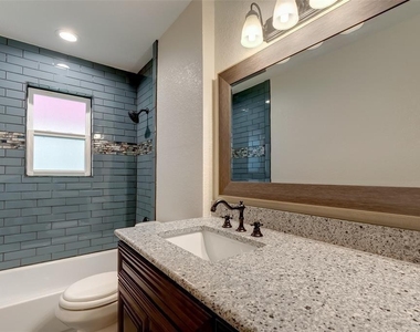 11911 24th Street - Photo Thumbnail 13