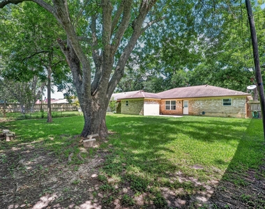 11911 24th Street - Photo Thumbnail 28