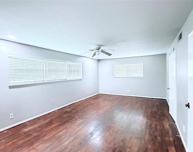 11119 Atwell Drive - Photo Thumbnail 18