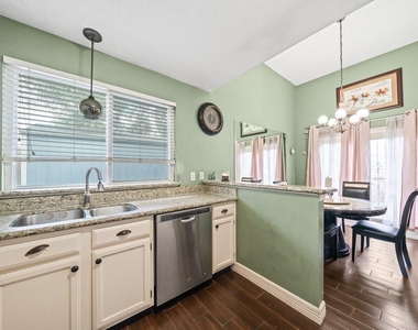 16170 Golden Sands Drive - Photo Thumbnail 9