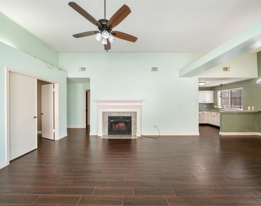 16170 Golden Sands Drive - Photo Thumbnail 6