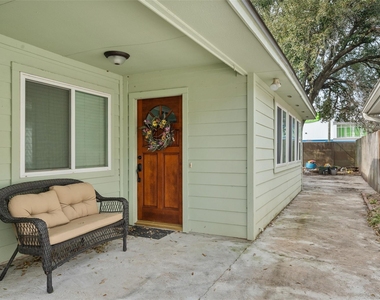 16170 Golden Sands Drive - Photo Thumbnail 2