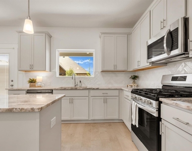 108 Blackwell Lane - Photo Thumbnail 8