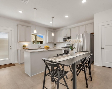 108 Blackwell Lane - Photo Thumbnail 9