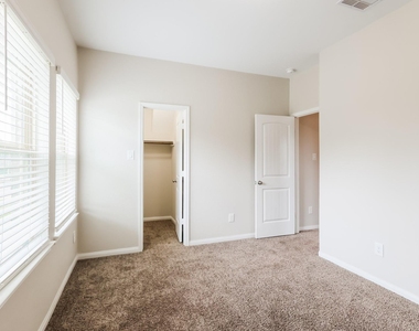 15141 Meadow Glen S - Photo Thumbnail 13