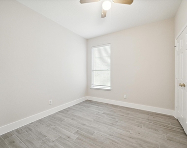 22035 Holly Branch Drive - Photo Thumbnail 6