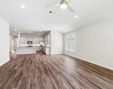 14006 Juniper Point Lane - Photo Thumbnail 5