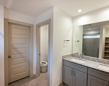 5034 Pine Haven Lane - Photo Thumbnail 17