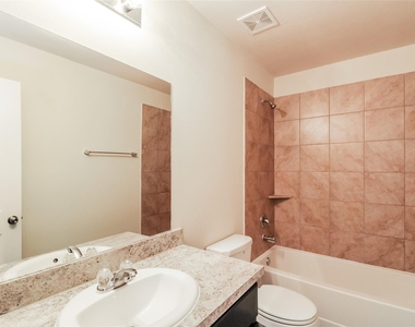 11911 Pia Drive - Photo Thumbnail 9