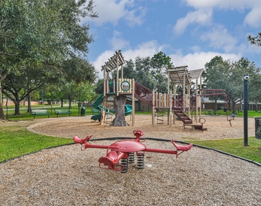 7718 Shavano Lane - Photo Thumbnail 33