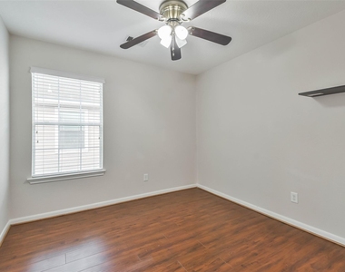 7718 Shavano Lane - Photo Thumbnail 26